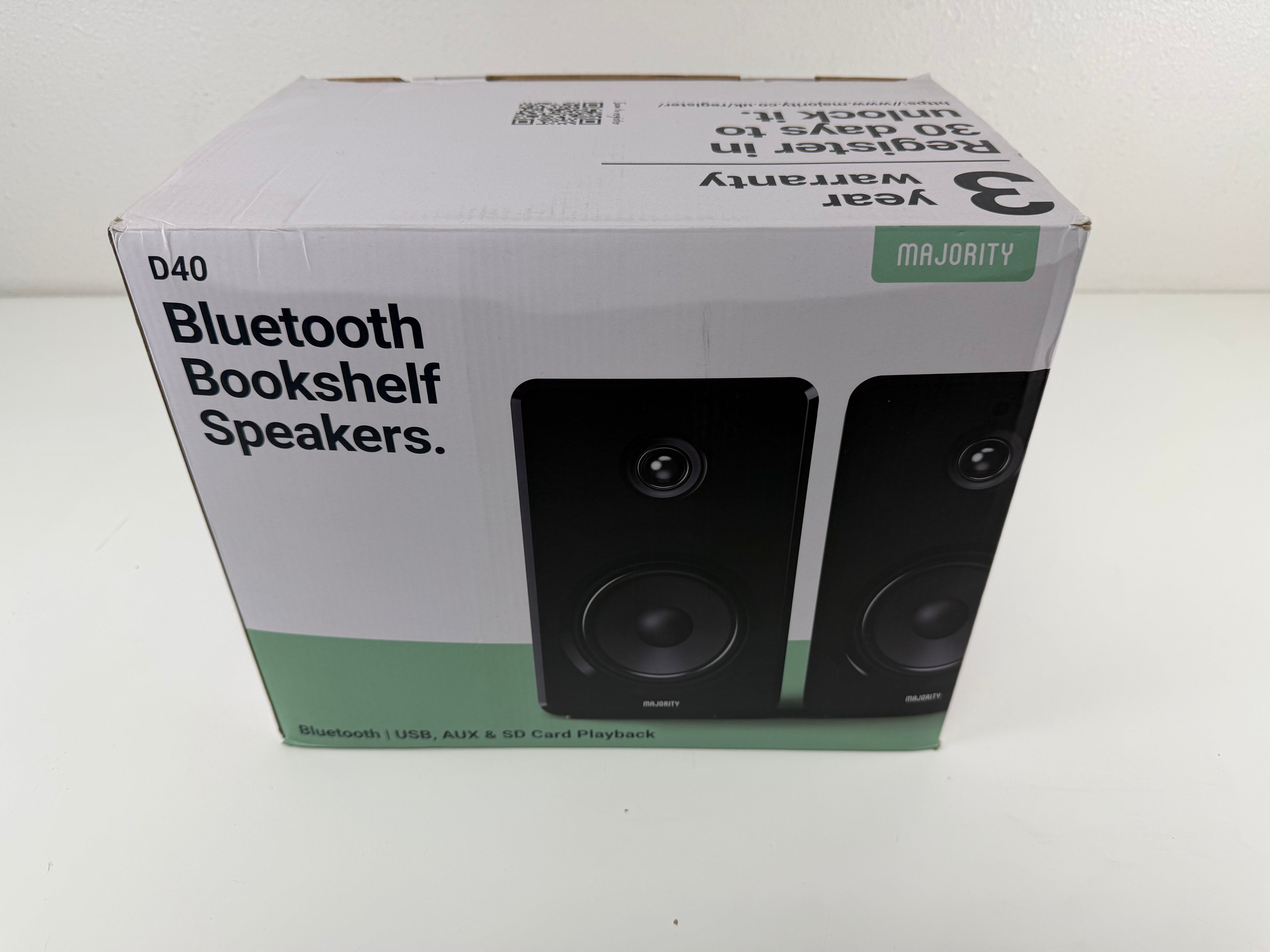 Majority D40 Active Bookshelf Speakers