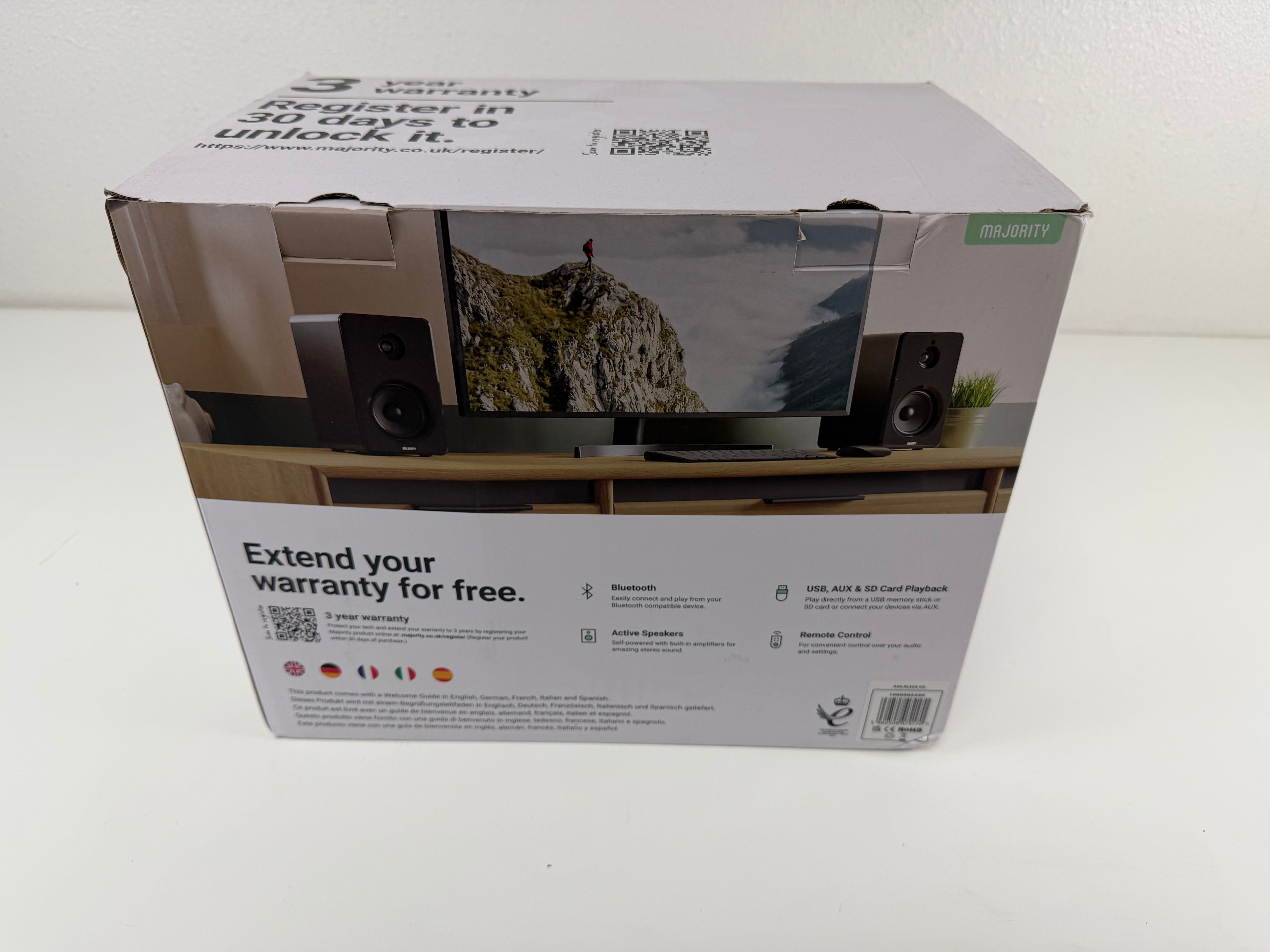 Majority D40 Active Bookshelf Speakers
